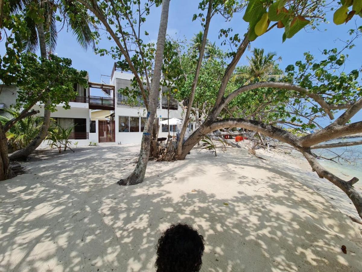 Liberty Guesthouse Maldives Mahibadhoo Экстерьер фото